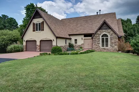 3405 N Greenview Ave, Springfield, MO 65803 photo 1