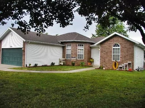 709 Daniel Ln, Willard, MO 65781 photo 1