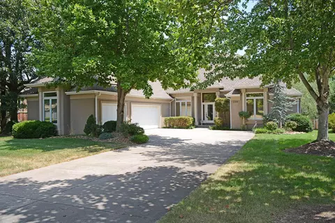 2304 S Wind Rose Pl, Springfield, MO 65809 photo 1
