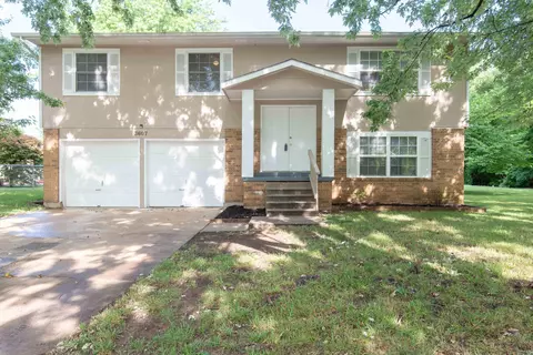3607 S Moreland Ave, Springfield, MO 65807 photo 1