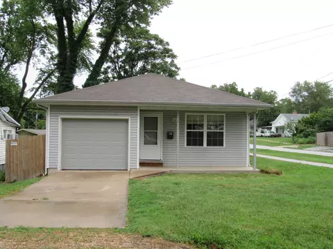 901 W Della St, Springfield, MO 65803 photo 1