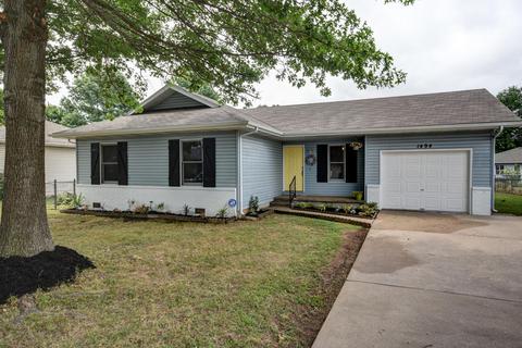 1494 W Daniels St, Ozark, MO 65721 photo 1