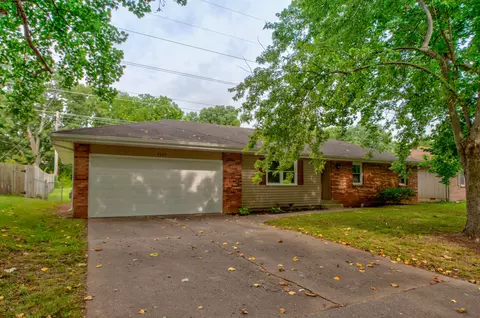 4525 S Glenn Ave, Springfield, MO 65810 photo 1