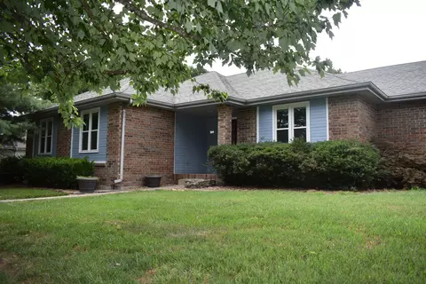 3609 W Kingsley St, Springfield, MO 65807 photo 1