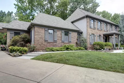 1443 S Cedar Ridge St, Springfield, MO 65809 photo 1