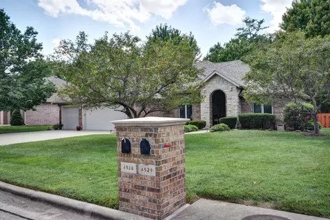 4529 S Parkhill Ave, Springfield, MO 65810 photo 1