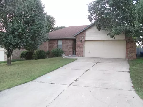205 Pinehill Ct, Nixa, MO 65714 photo 1