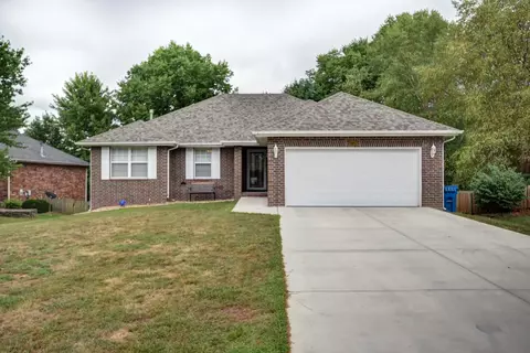 3738 E Alameda St, Springfield, MO 65809 photo 1