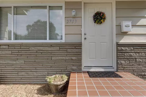 2703 E Portland St, Springfield, MO 65804 photo 1