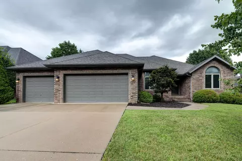 2637 E Cherryvale St, Springfield, MO 65804 photo 1