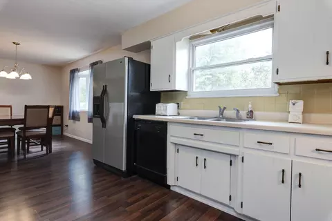2760 N Pierce Ave, Springfield, MO 65803 photo 1