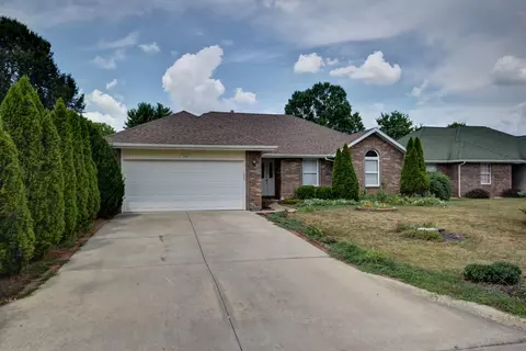3661 W Page St, Springfield, MO 65802 photo 1
