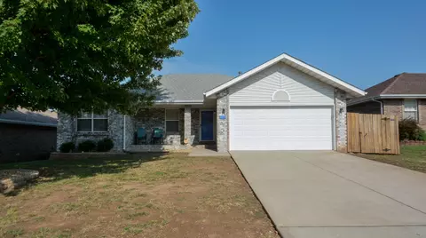 212 N Harper Ave, Springfield, MO 65802 photo 1