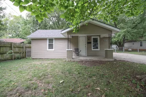 1707 N Drury Ave, Springfield, MO 65802 photo 1