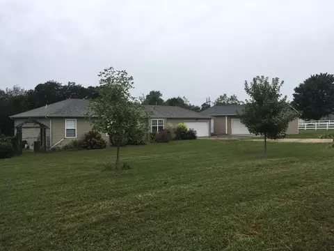 2005 S High Rdg, Nixa, MO 65714 photo 1