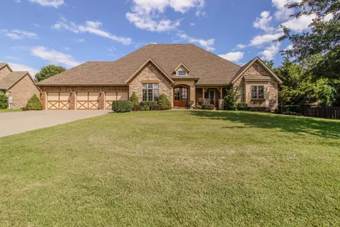 1401 W Blakey St, Springfield, MO 65810 photo 1