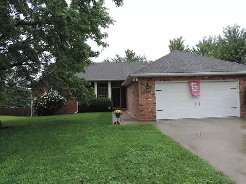 3626 E Bowman St, Springfield, MO 65809 photo 1