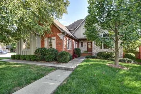3826 W Nell Ct, Battlefield, MO 65619 photo 1