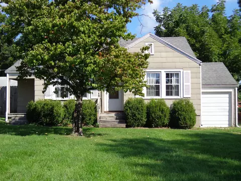 1925 Elm St, Springfield, MO 65802 photo 1