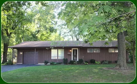 856 S Barnes Ave, Springfield, MO 65802 photo 1