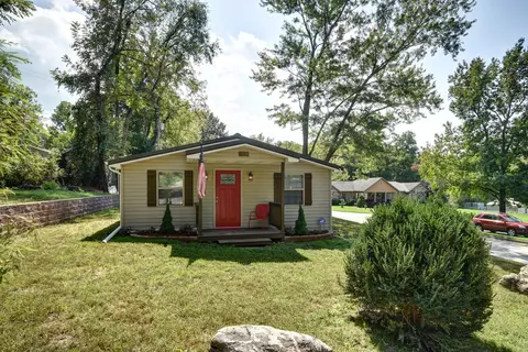 602 W Wren St, Ozark, MO 65721 photo 1