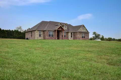 212 Sandy Forest Ln, Clever, MO 65631 photo 1