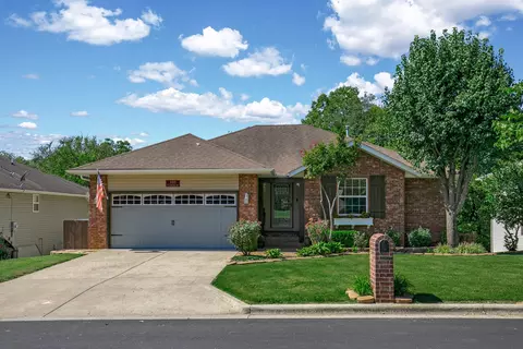 3315 S Lakeside Ave, Springfield, MO 65804 photo 1