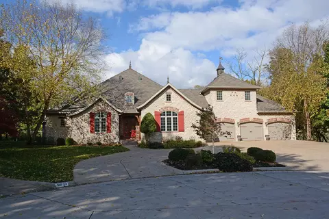 5030 S Greenbriar Ave, Springfield, MO 65804 photo 1