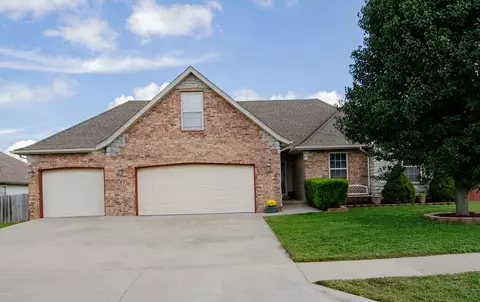 932 N Travis Ave, Republic, MO 65738 photo 1