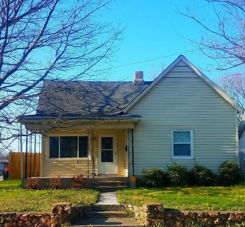 1103 E Blaine St, Springfield, MO 65803 photo 1