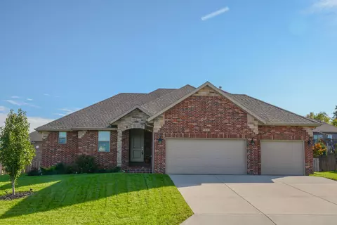 5040 E Hedgerow Dr, Springfield, MO 65802 photo 1