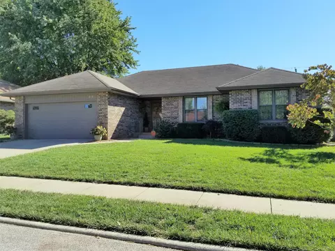 414 E Greenwood St, Springfield, MO 65807 photo 1