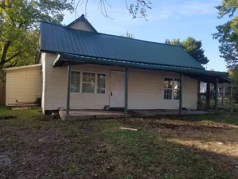 108 Olive St, Crane, MO 65633 photo 1