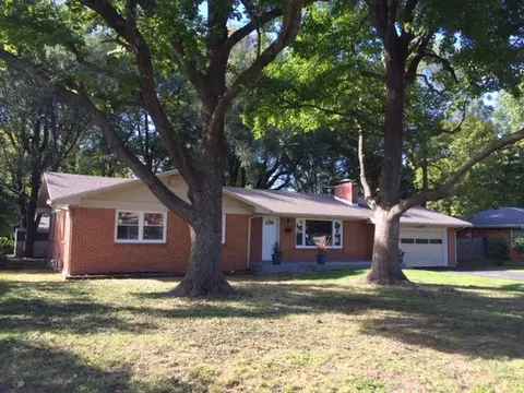 1935 S Link Ave, Springfield, MO 65804 photo 1