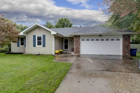 5806 S Iris Ln, Battlefield, MO 65619 photo 1