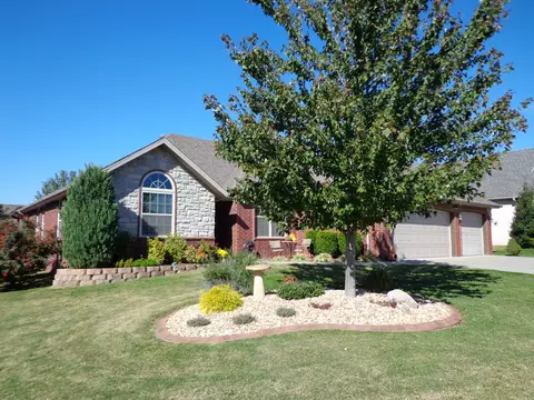 4571 S Ridgeview Ave, Battlefield, MO 65619 photo 1