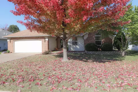 1309 W School St, Ozark, MO 65721 photo 1
