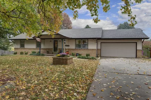 4942 S Palmer Ave, Springfield, MO 65804 photo 1