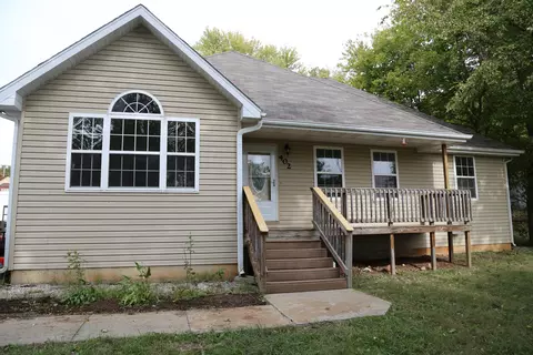 402 E Murray St, Ash Grove, MO 65604 photo 1