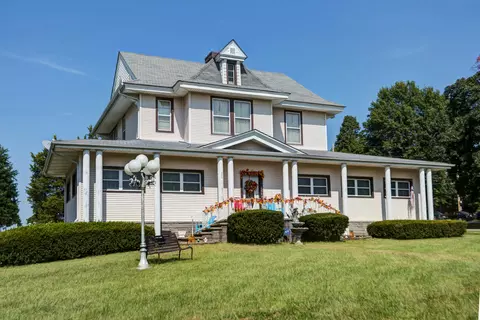 436 E Center St, Mount Vernon, MO 65712 photo 1