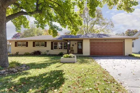 772 W Maplewood St, Springfield, MO 65807 photo 1