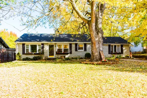 1724 S Sagamont Ave, Springfield, MO 65807 photo 1