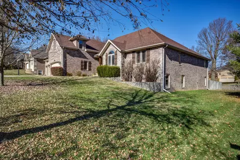 2975 W Nottingham St, Springfield, MO 65810 photo 1