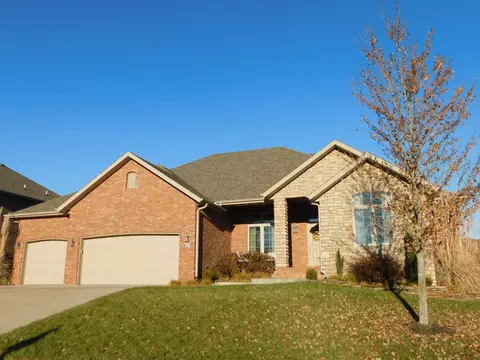 1542 N Oakfair Pl, Springfield, MO 65802 photo 1