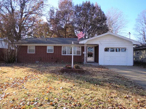 2247 N Link Ave, Springfield, MO 65803 photo 1