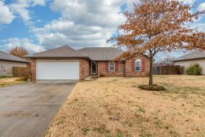 799 Saratoga Rd, Willard, MO 65781 photo 1