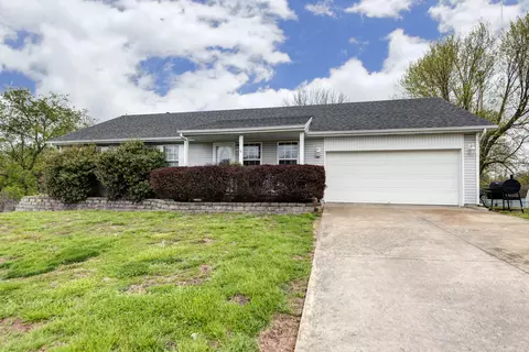 1401 Raspberry Ct, Nixa, MO 65714 photo 1