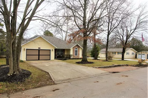 702 N 6th Ave, Ozark, MO 65721 photo 1