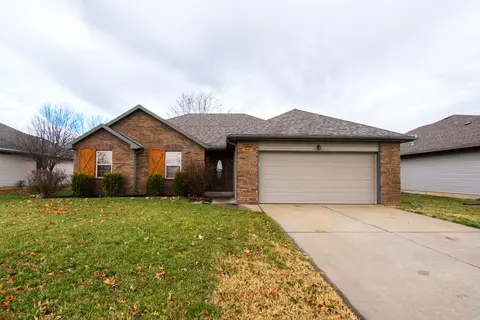 3541 W Moark St, Battlefield, MO 65619 photo 1