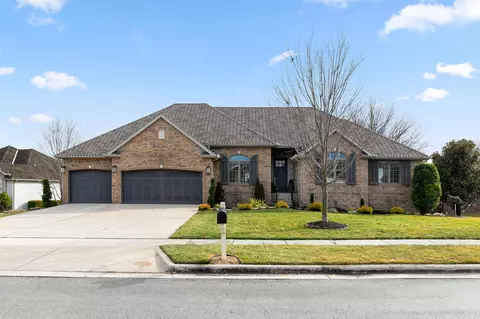 1404 N Fenchurch Ln, Springfield, MO 65802 photo 1
